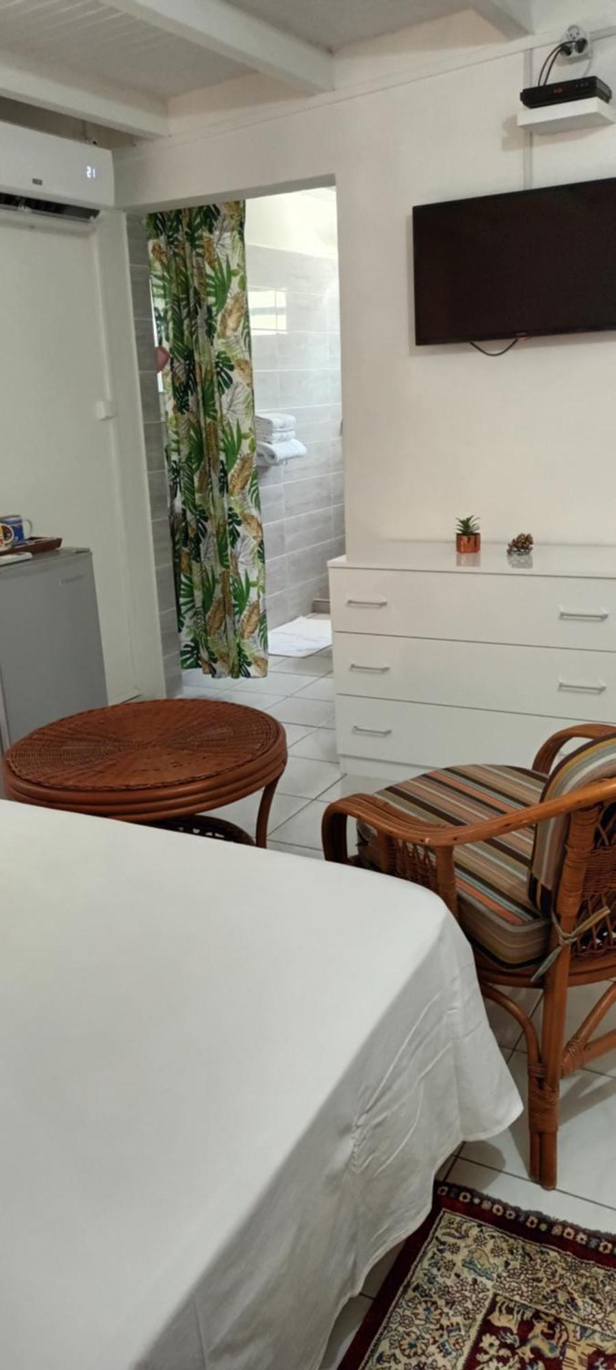 Chambre Climatisee Bouillante Exterior photo